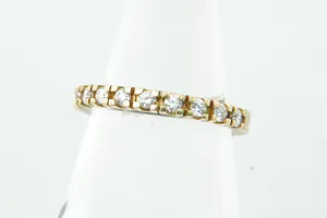 Elegante 18krt geel-gouden & 0.35ct diamanten dames rijring kopen? Bied vanaf 250!