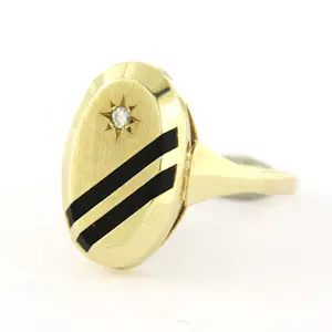14k geelgouden ring bezet met onyx en briljant geslepen diamant tot. 0.02ct kopen? Bied vanaf 300!