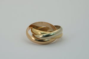 2564 - Elegante 14 karaats dames tricolor "Trinity" designring - Cartier model kopen? Bied vanaf 160!