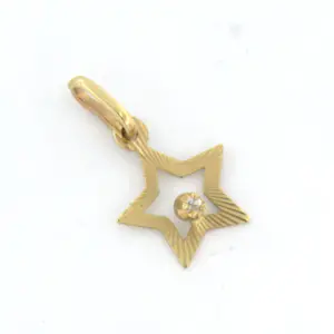 14k geel gouden hanger een vorm van een ster met single cut diamant kopen? Bied vanaf 60!