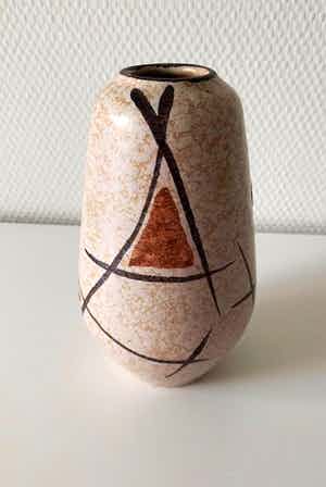 Ü-Keramik - Übelacker vaasje verkocht voor € 10!