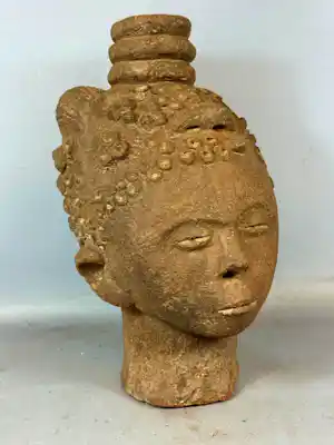 Akan - 240743 - Antique African Akan Terracotta head - Ghana. verkauft für € 383!