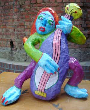 Twan de Vos - Muzikant, uniek beeld verkocht voor € 295!