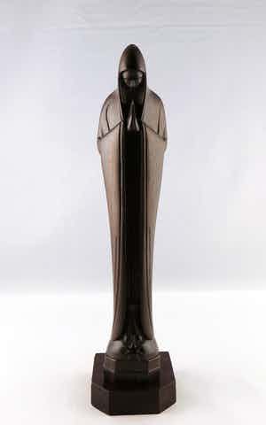 Niet of onleesbaar gesigneerd - Coromandel hout, Maria verkocht voor € 10!