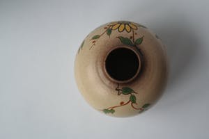 Niet of onleesbaar gesigneerd - gedraaide aardewerk vaas - plateel - gemerkt: 924 P.S. Holland kopen? Bied vanaf 1!