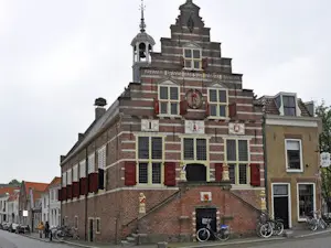 Hendrik de Winter - Het stadhuis te Oudewater **prachtcadeau** kopen? Bied vanaf 149!