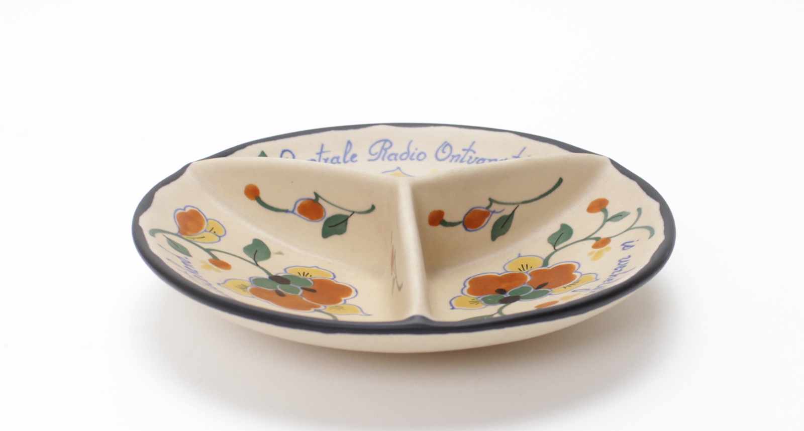 Kunstaardewerkfabriek Regina - plateel schaal kopen? Bied vanaf 10!