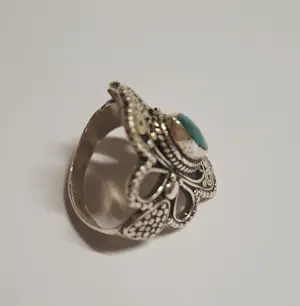 Nieuwe zilveren ring met ovale turkoois kopen? Bied vanaf 65!