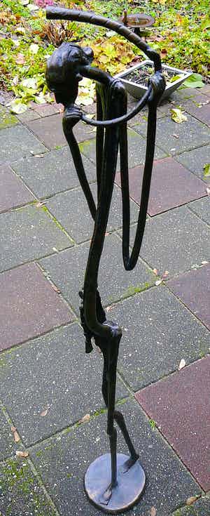 Brons (Onbekend) - De hoornspeler -vloerbeeld, groot- verkocht voor € 195!