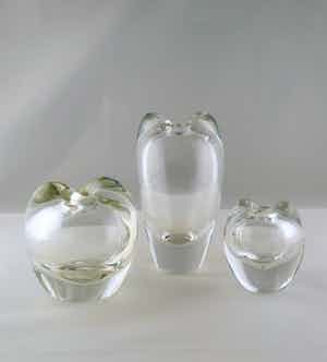 Floris Meydam - Glas, Drie blankglazen vaasjes voor Glasfabriek Leerdam verkocht voor € 1!