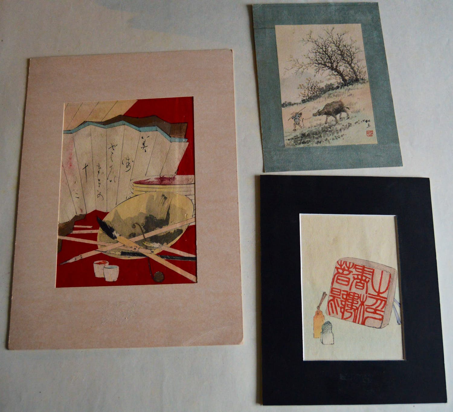 Niet of onleesbaar gesigneerd - 3 diverse; Stillevens zonder titels. kopen? Bied vanaf 1!