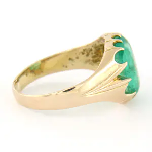 Rode ring bezet met smaragd totaal circa 2.20ct- ringmaat 18.75(59) kopen? Bied vanaf 300!