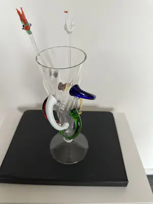 Borek Sipek - 2 sierglazen met ornamenten in diverse kleuren. kopen? Bied vanaf 195!