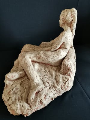 Niet of onleesbaar gesigneerd - Fraai beeld van naakte liggende dame kopen? Bied vanaf 1!