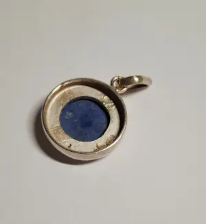 Nieuwe zilveren hanger met ronde Lapis lazuli, kopen? Bied vanaf 50!