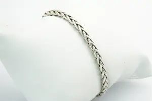 Acheter28- Zo goed als nieuwe 1e gehalte Zilveren "Vossestaart" armband? Enchérissez de 40!