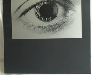 Hans Zeegers - Foto , Mijn mobiele telefoon – jaren ‘80 - 30 x 40 cm kopen? Bied vanaf 1!