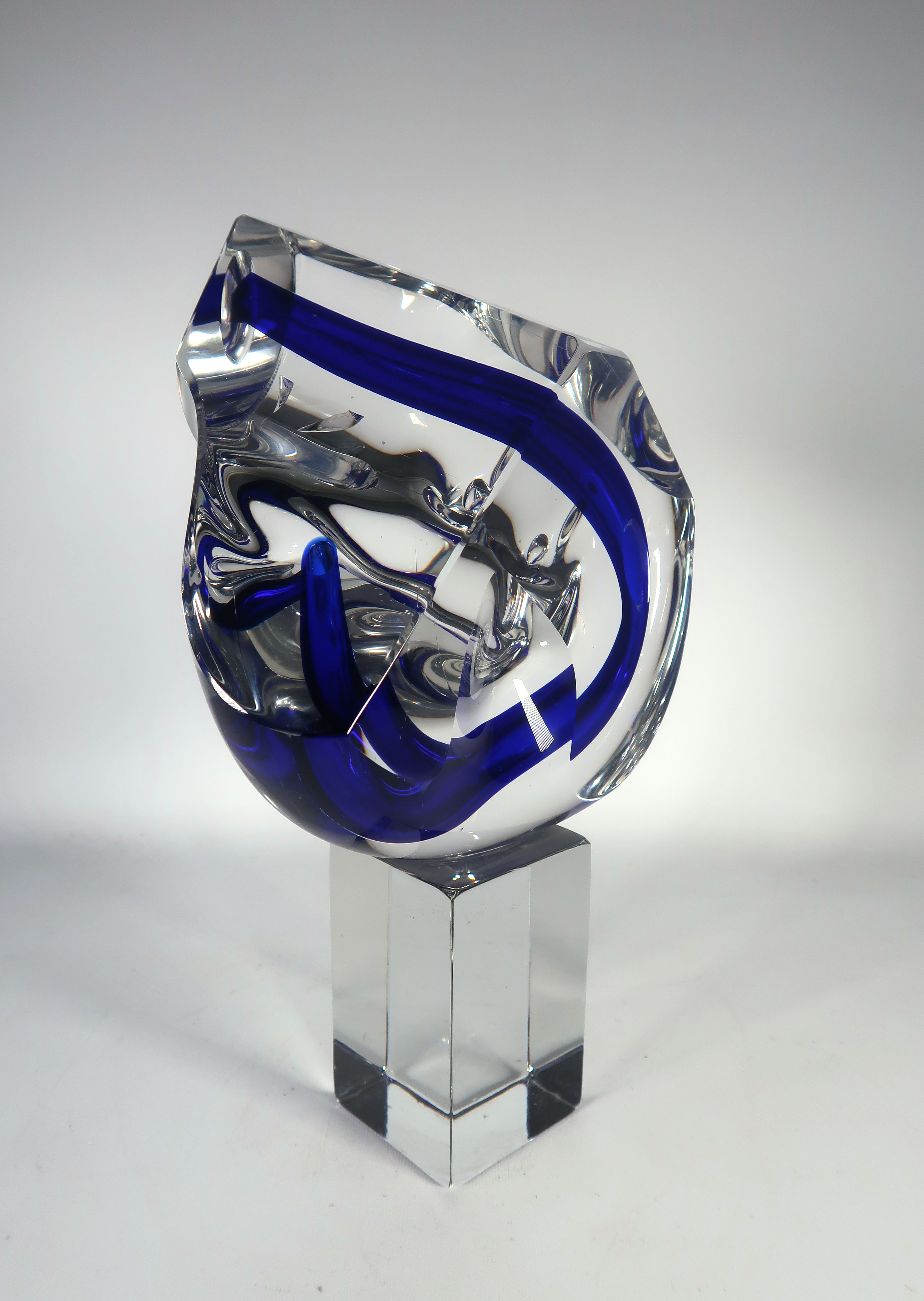 Niet of onleesbaar gesigneerd - Glas, Vrijgevormd object kopen? Bied vanaf 1!