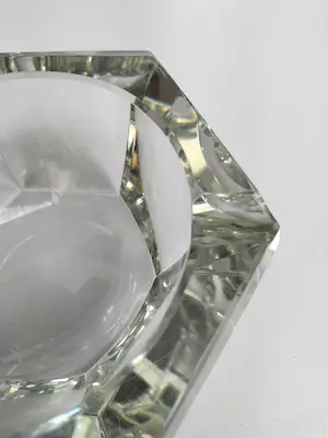 Val-Saint-Lambert - Zware zeshoekige kristallen asbak kopen? Bied vanaf 1!