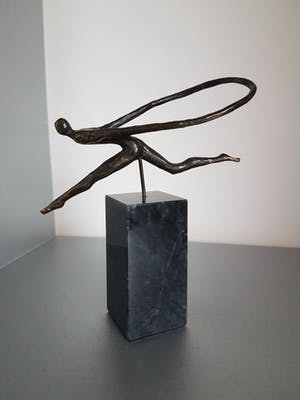 Corry Ammerlaan - Beeld "De sprong wagen" kopen? Bied vanaf 20!