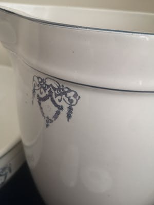 Keramiekfabriek Nimy - Fraai 4 delig Lampetstel, Manifacture Imperiale Royale kaufen? Bieten Sie von 15!