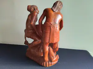 Niet of onleesbaar gesigneerd - Prachtig houten beeld van bontoc stam uit de Filippijnen kopen? Bied vanaf 1!