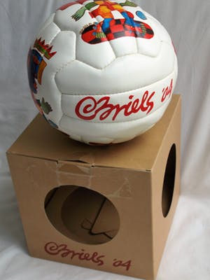 Clemens Briels - Voetbal , in de originele doos – 2004 – Limited edition kopen? Bied vanaf 1!
