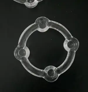 Pukeberg Glass - TWEE RINGVORMIGE GLAZEN KAARSENHOUDERS kopen? Bied vanaf 45!