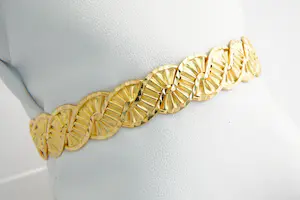141-  Zware, fraai bewerkte 20kt goud armband - Arabisch / Slinger motief kopen? Bied vanaf 920!