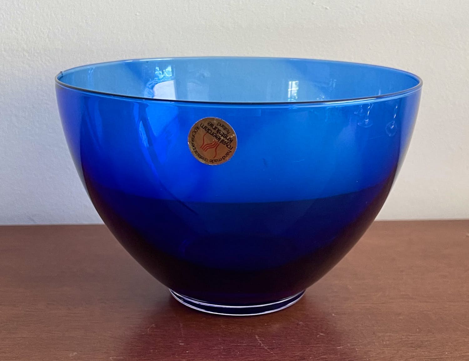 Royal Leerdam - Kobalt blauwe glazen kom op voet verkocht voor € 50!