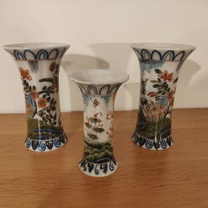 Koninklijke Tichelaar Makkum - Ensemble 3 vazen handbeschilderd kopen? Bied vanaf 50!