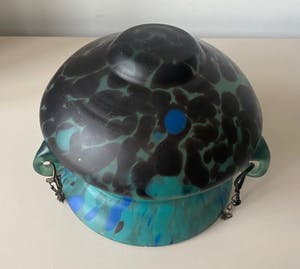 Niet of onleesbaar gesigneerd - Art Deco gemarmerde satijn glazen hangplanter kopen? Bied vanaf 1!