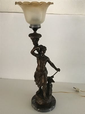 Curiosa - Charles Ruchot. Tafellamp .Smid kopen? Bied vanaf 75!