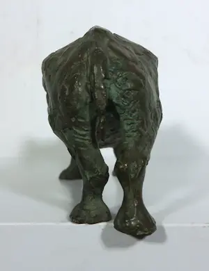 Hetty Heyster - Brons, Neushoorn kopen? Bied vanaf 500!
