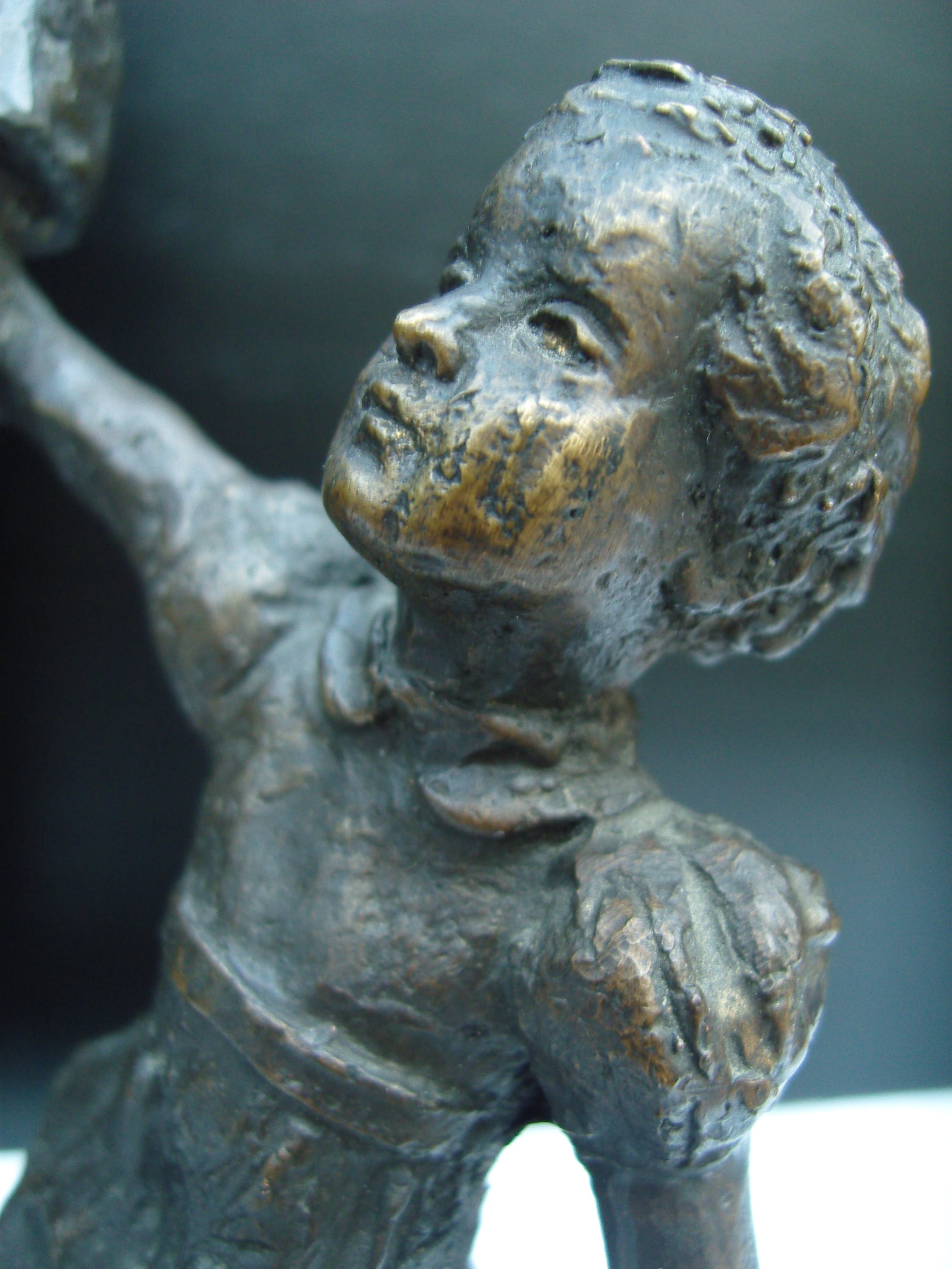 Jean en Marianne Bremers - Bronzen beeld "Kom opa" kopen? Bied vanaf 475!