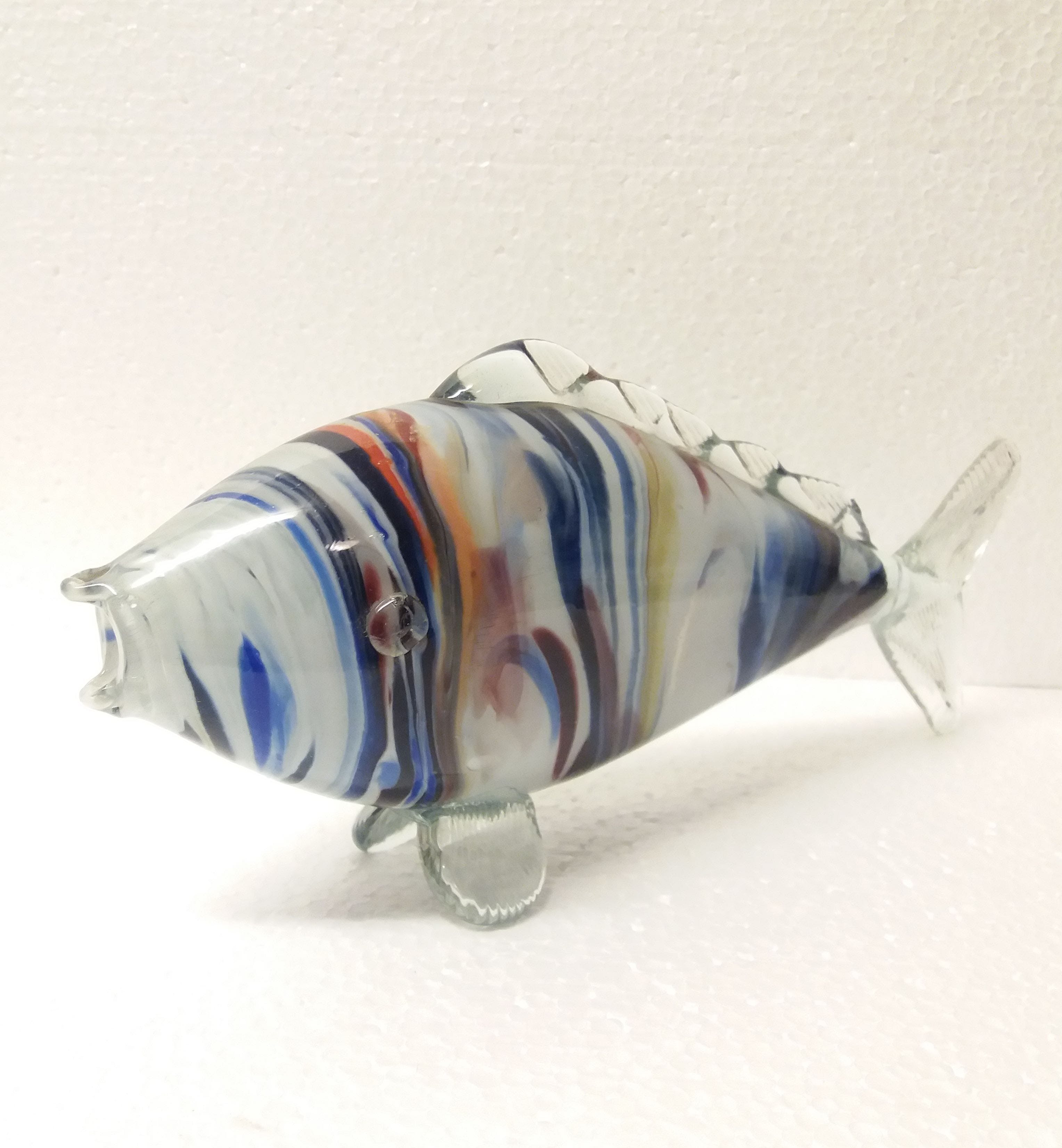 Niet of onleesbaar gesigneerd - Groote murano vis verkocht voor € 1!