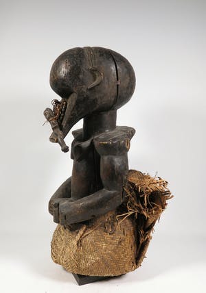 Fang - Hout en koper/messing, Fetishbeeld kopen? Bied vanaf 1!