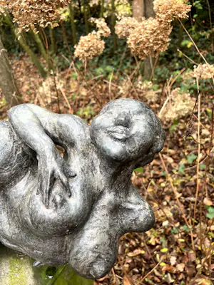 Clemens Pasch - prachtig en vrolijk wulps vrouwenbeeld in brons kopen? Bied vanaf 1200!