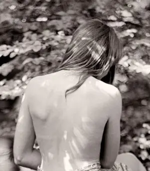 Erik Gigengack - Woman in a clear brook kopen? Bied vanaf 40!