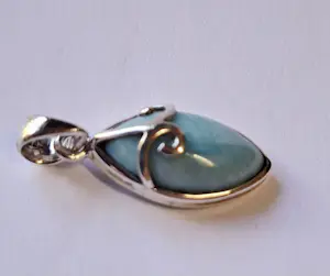 Nieuwe unieke hanger gemaakt van 925 sterling zilver met een Larimar edelsteen. kopen? Bied vanaf 55!