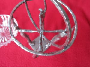 Niet of onleesbaar gesigneerd - Samen kunnen we de wereld aan. kopen? Bied vanaf 10!