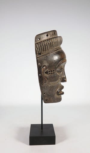 Tjowke - Hout, Gestoken masker kopen? Bied vanaf 1!