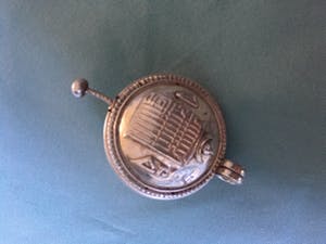 1e gehalte Zilver - 925 zilveren ringen en een verzilverde hanger kopen? Bied vanaf 1!