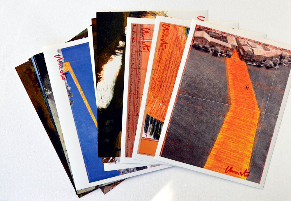 Christo - DE VOLLEDIGE BOX ( 16 offsetprints ) allen handgesigneerd verkocht voor € 320!