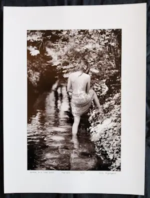 Erik Gigengack - Woman in a clear brook kopen? Bied vanaf 40!