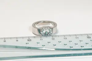 19 - Exclusieve CHOPARD happy diamonds 18Krt wit goud & diamanten ring kopen? Bied vanaf 1580!