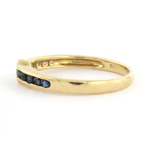 14k gouden ring met saffier tot. 0.65ct en briljant geslepen diamant tot. 0.10ct kopen? Bied vanaf 190!