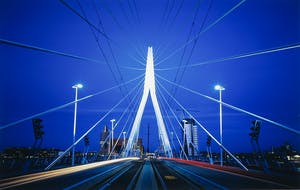 Niet of onleesbaar gesigneerd - Foto, Erasmusbrug kopen? Bied vanaf 1!