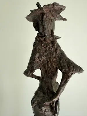 Theo van der Nahmer - bronzen sculptuur | 'Joffer' (Groot werk) kopen? Bied vanaf 1500!