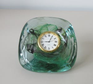 Curiosa - Glazen bureauklokje - Kerry Handcrafted Glass - Ierland kopen? Bied vanaf 1!